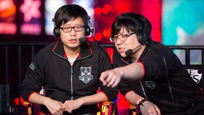 与此同时 与此同时