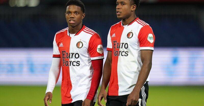 00万英镑 00万英镑